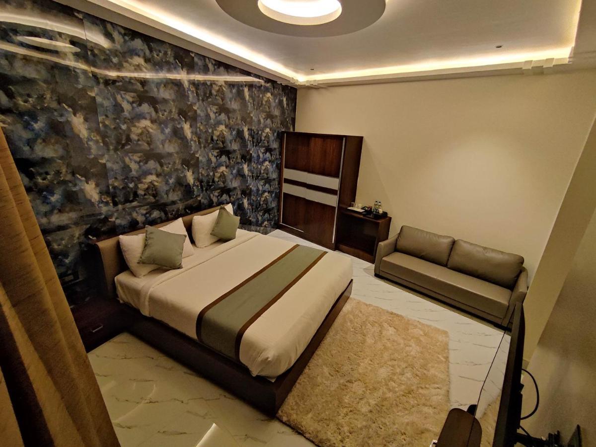 Silver Cloud Nandigunda Exterior photo