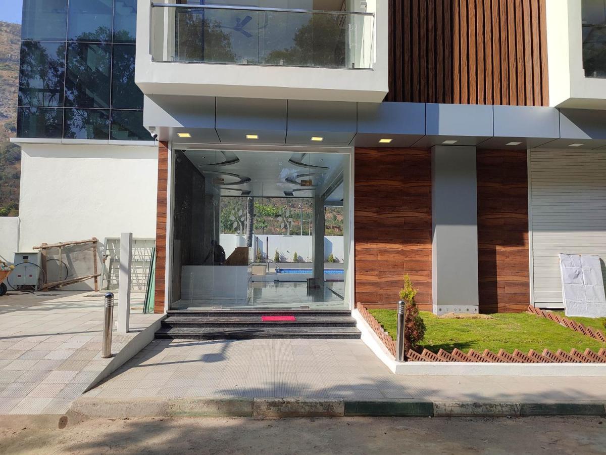 Silver Cloud Nandigunda Exterior photo